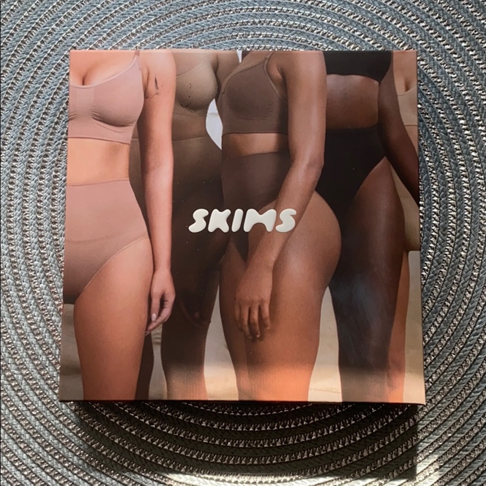 SKIMS Core Control Thong